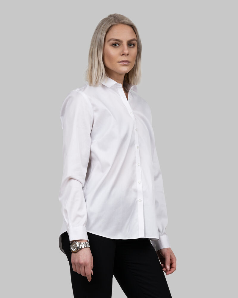 JH&F Green Bow 01 Woman Relaxed - Bilde 13